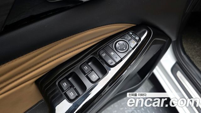 Kia K7 2020 — photo 31
