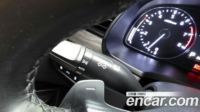Kia K7 2020 — photo 32