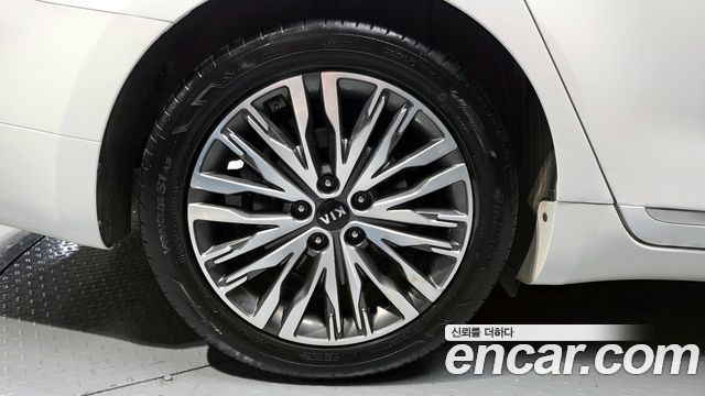 Kia K7 2020 — photo 34