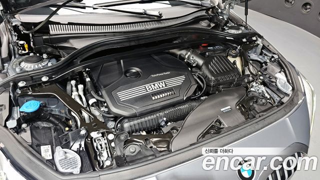 BMW 1-Series 2022 — photo 6