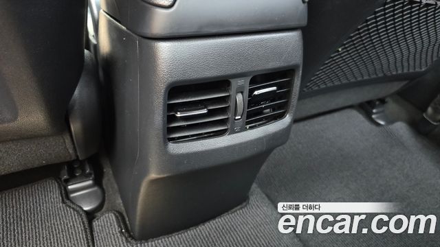 Hyundai AVANTE 2015 — photo 30