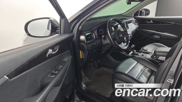 Kia Sorento 2016 — photo 11