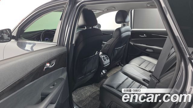 Kia Sorento 2016 — photo 17