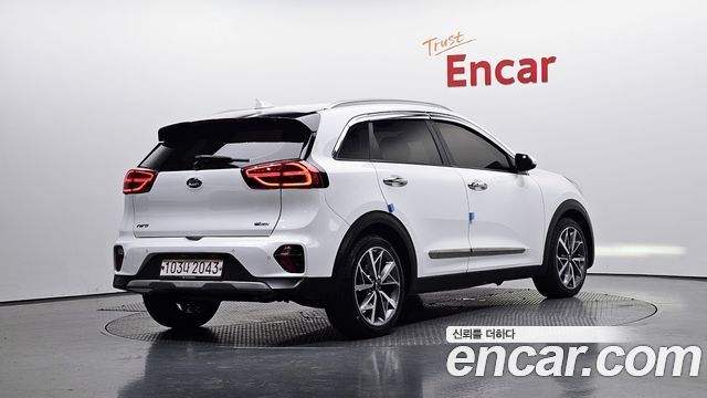 Kia Niro 2020 — photo 2