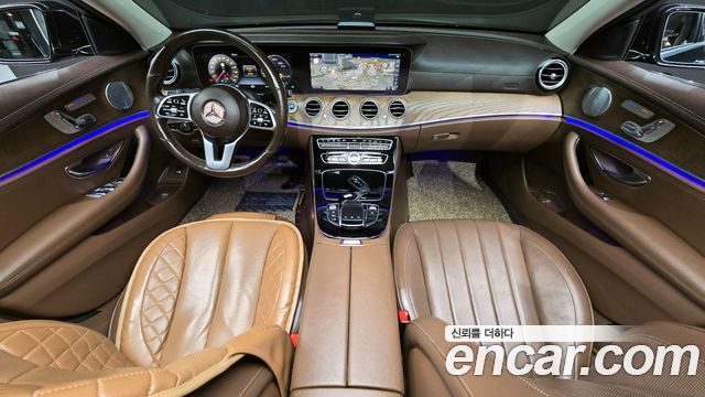 Mercedes-Benz E-Class 2019 — photo 7