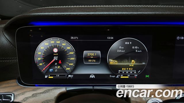 Mercedes-Benz E-Class 2019 — photo 8