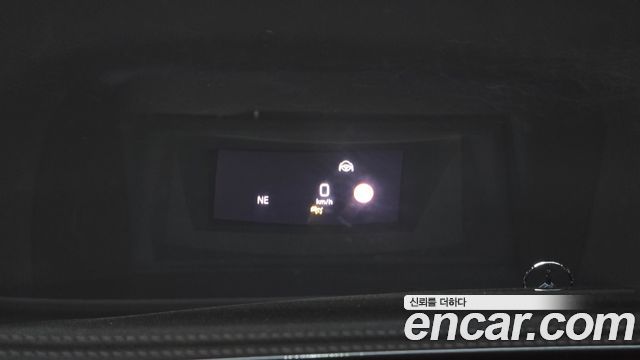Mercedes-Benz E-Class 2019 — photo 15