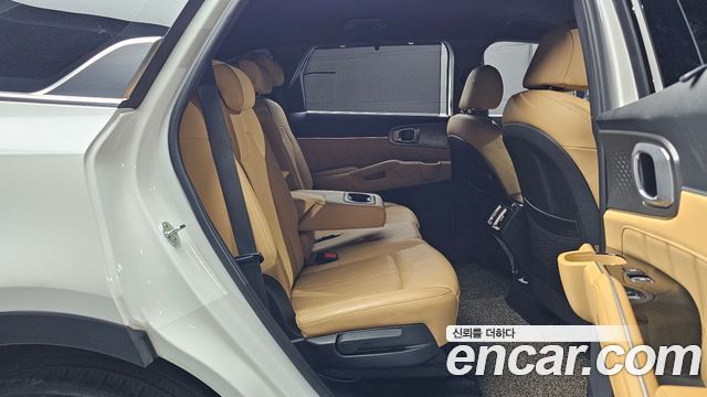 Kia Sorento 2021 — photo 11