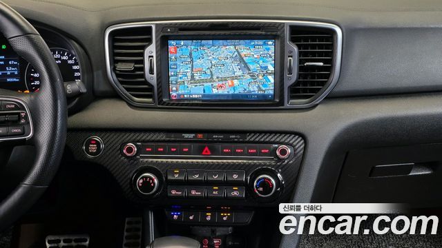 Kia Sportage 2016 — photo 16