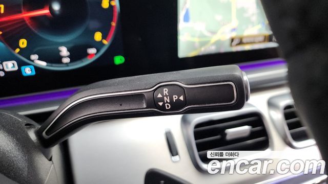 Mercedes-Benz GLE-Class 2019 — photo 9