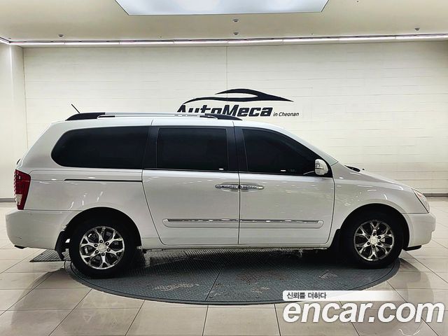 Kia Canival 2014 — photo 5