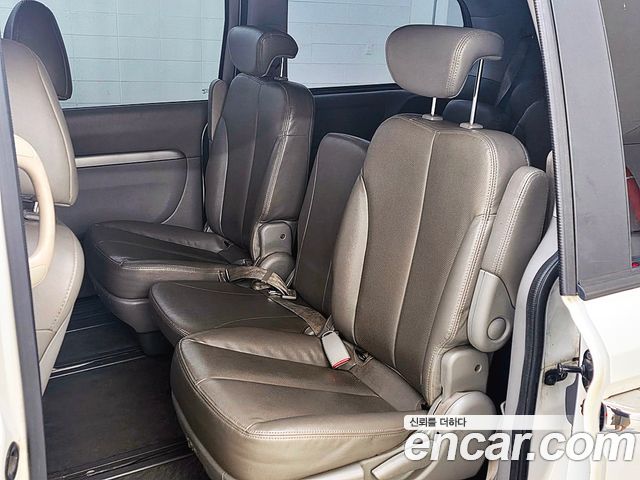 Kia Canival 2014 — photo 11