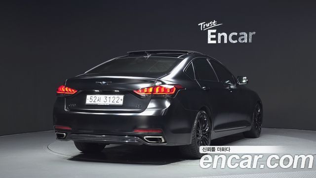 Genesis G80 2017 — photo 2