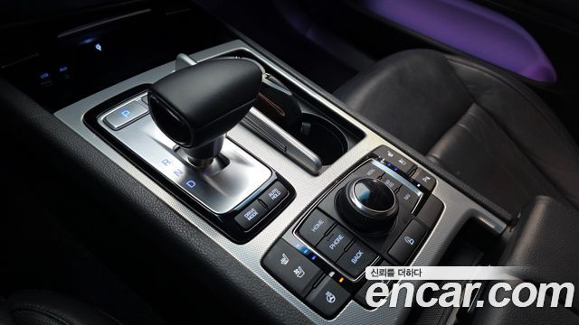 Genesis G80 2017 — photo 12
