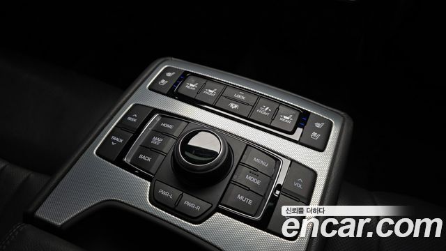 Genesis G80 2017 — photo 25