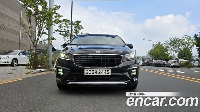 Kia Canival 2020 — photo 2