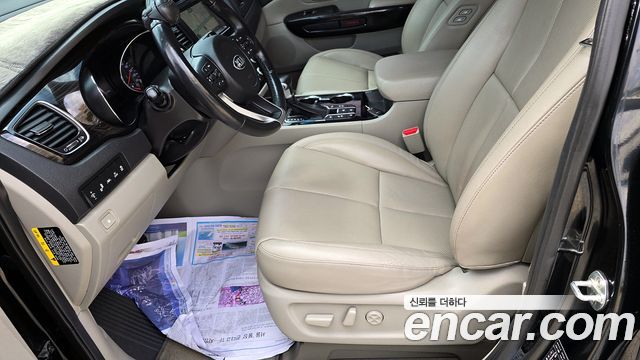 Kia Canival 2020 — photo 10