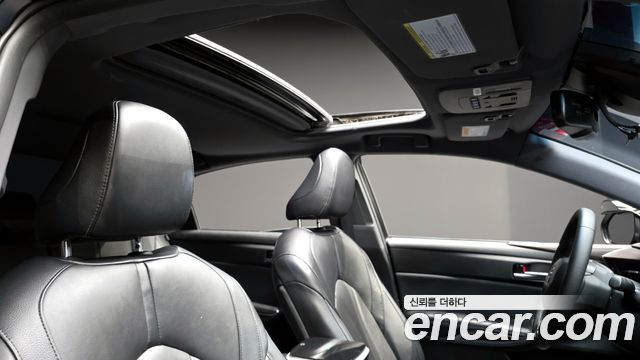 Toyota Avalon 2019 — photo 26