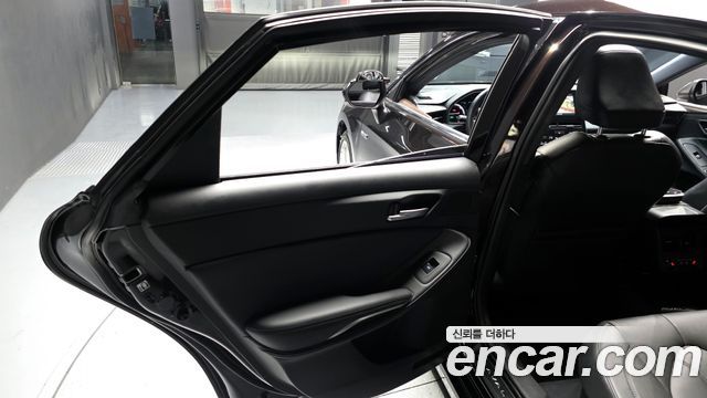 Toyota Avalon 2019 — photo 15