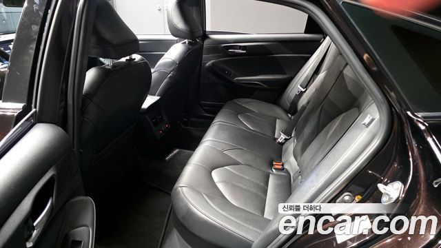 Toyota Avalon 2019 — photo 16