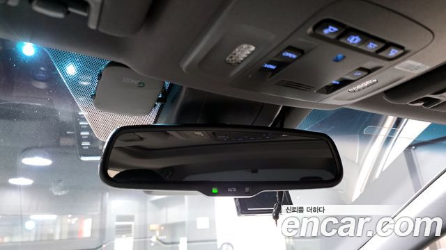 Toyota Avalon 2019 — photo 28