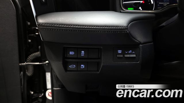 Toyota Avalon 2019 — photo 29