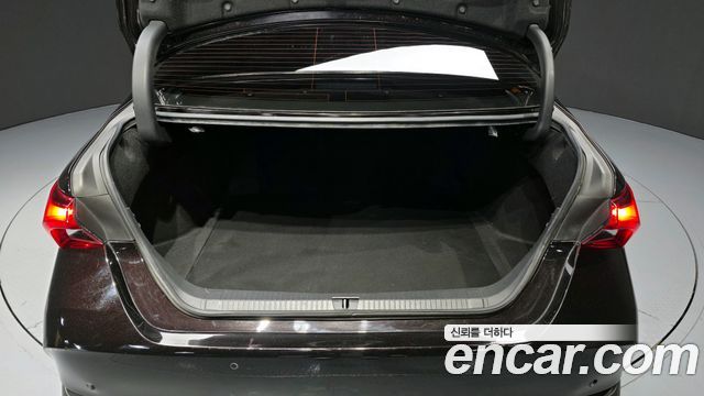 Toyota Avalon 2019 — photo 32