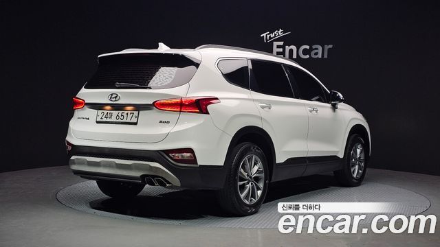 Hyundai Santafe 2019 — photo 2