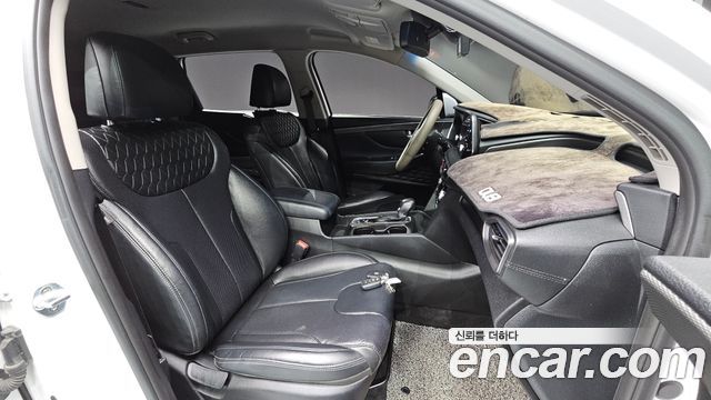 Hyundai Santafe 2019 — photo 13