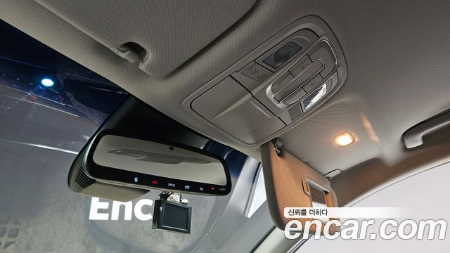 Hyundai Santafe 2019 — photo 24