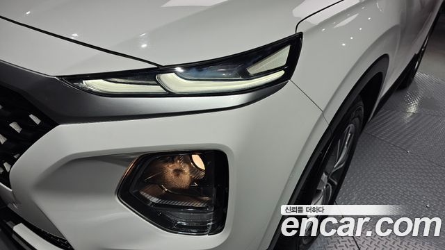 Hyundai Santafe 2019 — photo 8