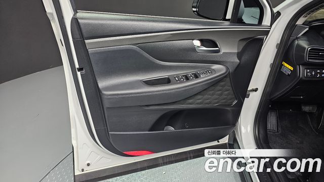 Hyundai Santafe 2019 — photo 14