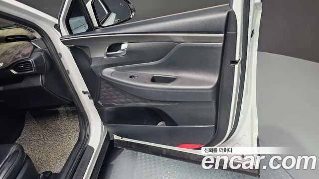 Hyundai Santafe 2019 — photo 15