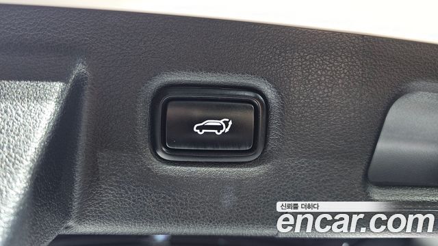 Hyundai Santafe 2019 — photo 33
