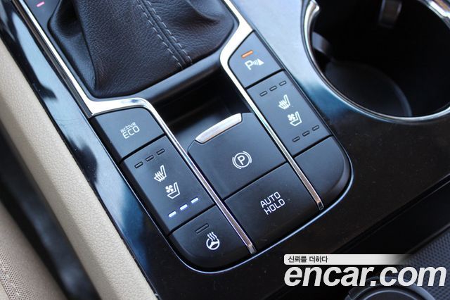 Kia Canival 2020 — photo 13