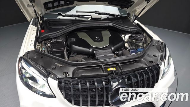 Mercedes-Benz GLE-Class 2017 — photo 6