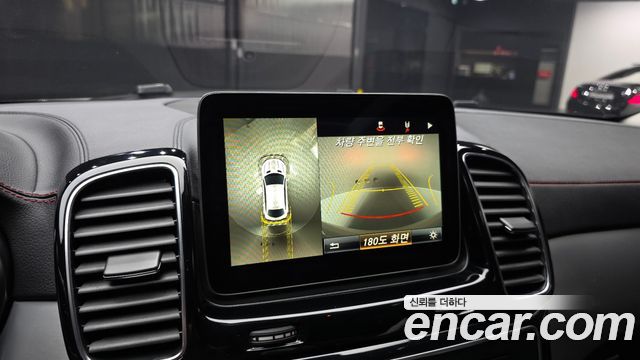 Mercedes-Benz GLE-Class 2017 — photo 21