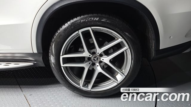 Mercedes-Benz GLE-Class 2017 — photo 7