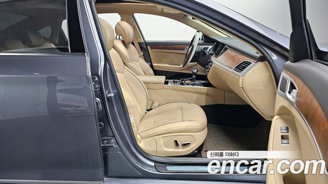 Hyundai Genesis 2015 — photo 17