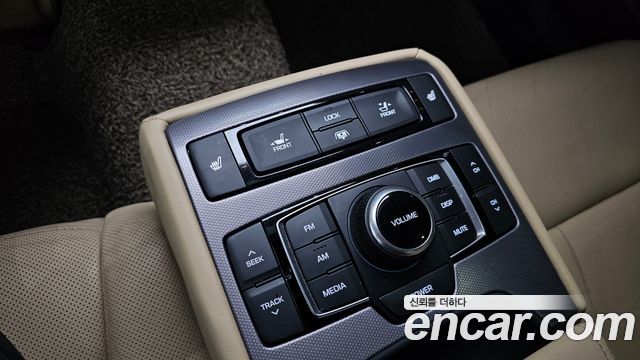 Hyundai Genesis 2015 — photo 24