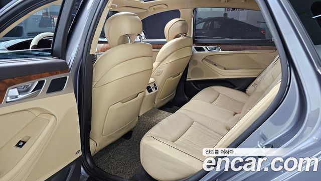 Hyundai Genesis 2015 — photo 16