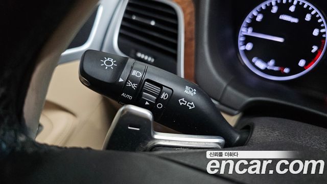 Hyundai Genesis 2015 — photo 27