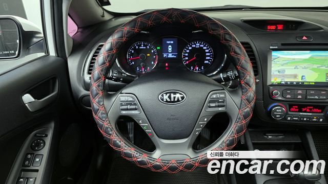 Kia K3 2014 — photo 14