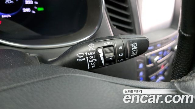 Hyundai Santafe 2015 — photo 16