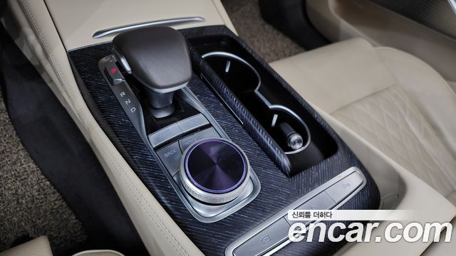 Kia K9 2022 — photo 9