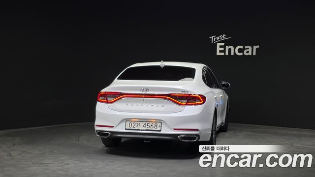 Hyundai Grandeur 2018 — photo 4