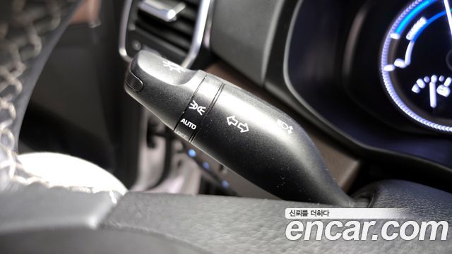 Hyundai Grandeur 2018 — photo 21