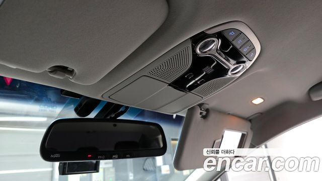 Hyundai Grandeur 2018 — photo 26