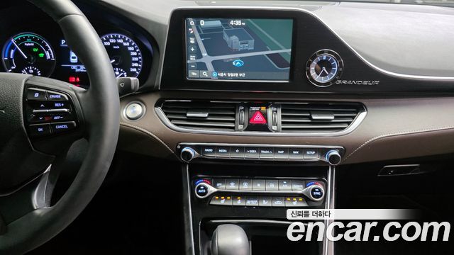 Hyundai Grandeur 2018 — photo 27