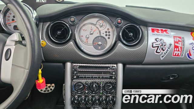 Mini Cooper 2006 — photo 13